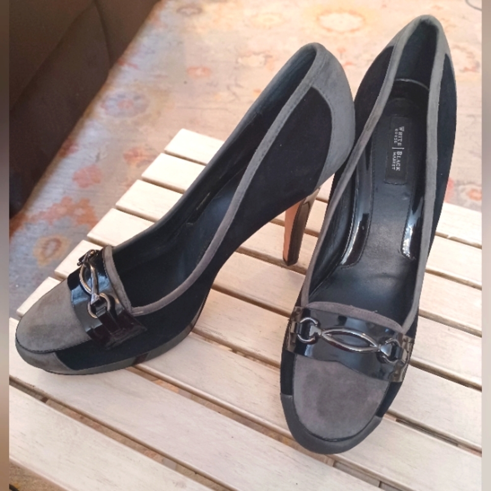 White House Black Market Pumps Patent leather/Suede size 10